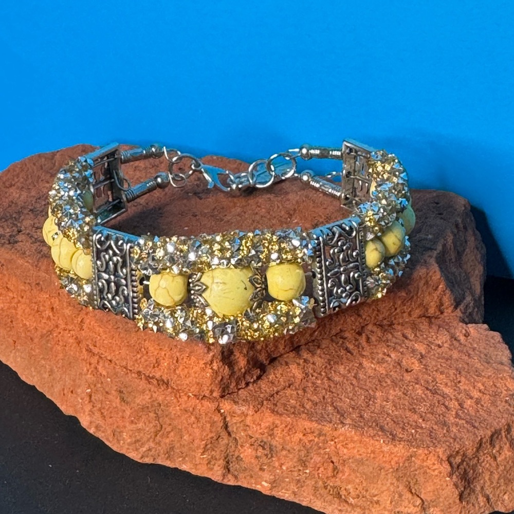 NEW Silver and Yellow Beaded Bracelet